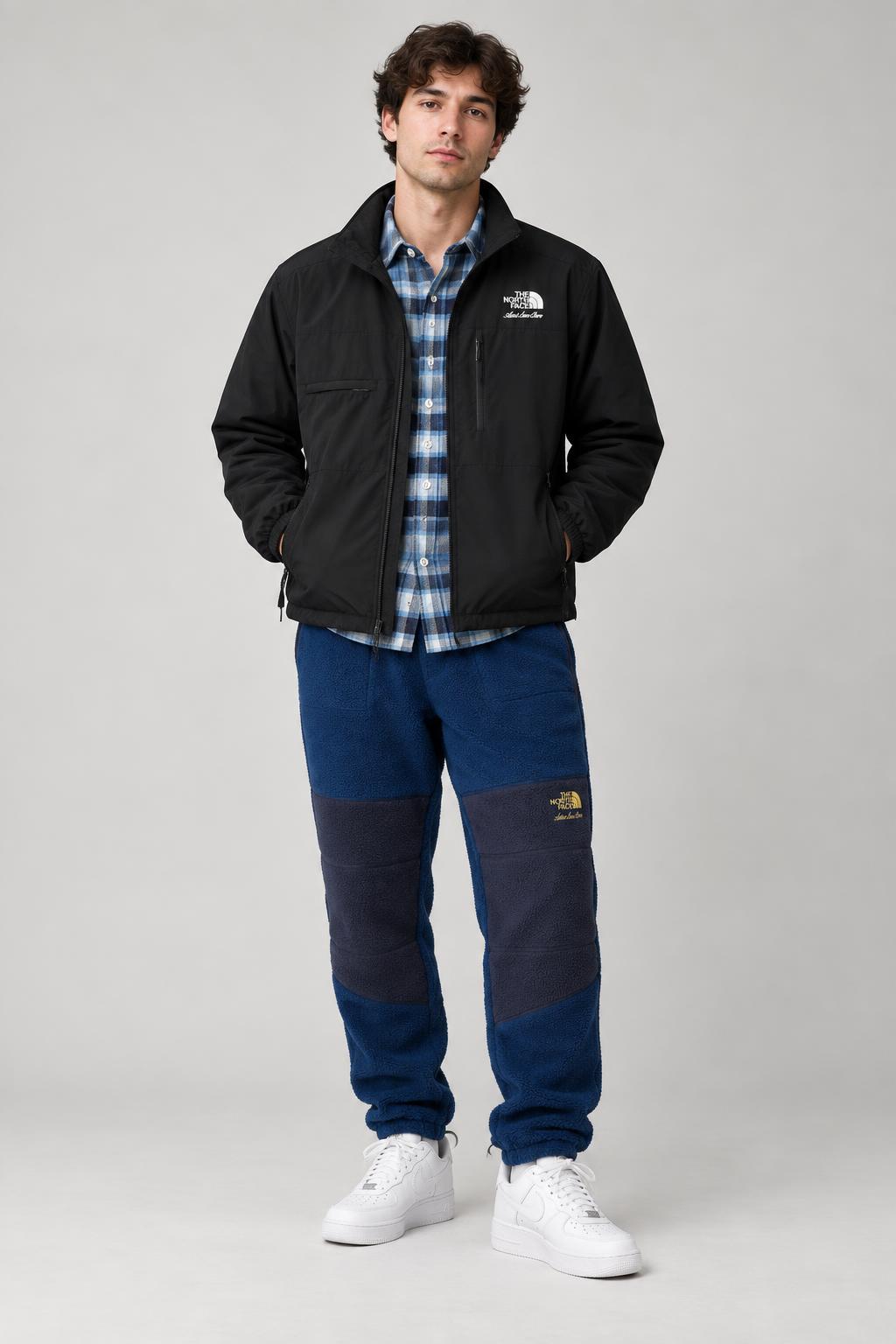 Mountain weekend worn by a model