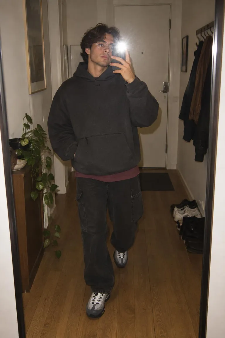 Tech fleece carpenter