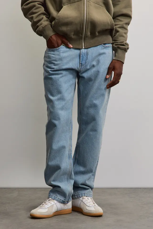 Baures Straight Jeans Washed Light Blue