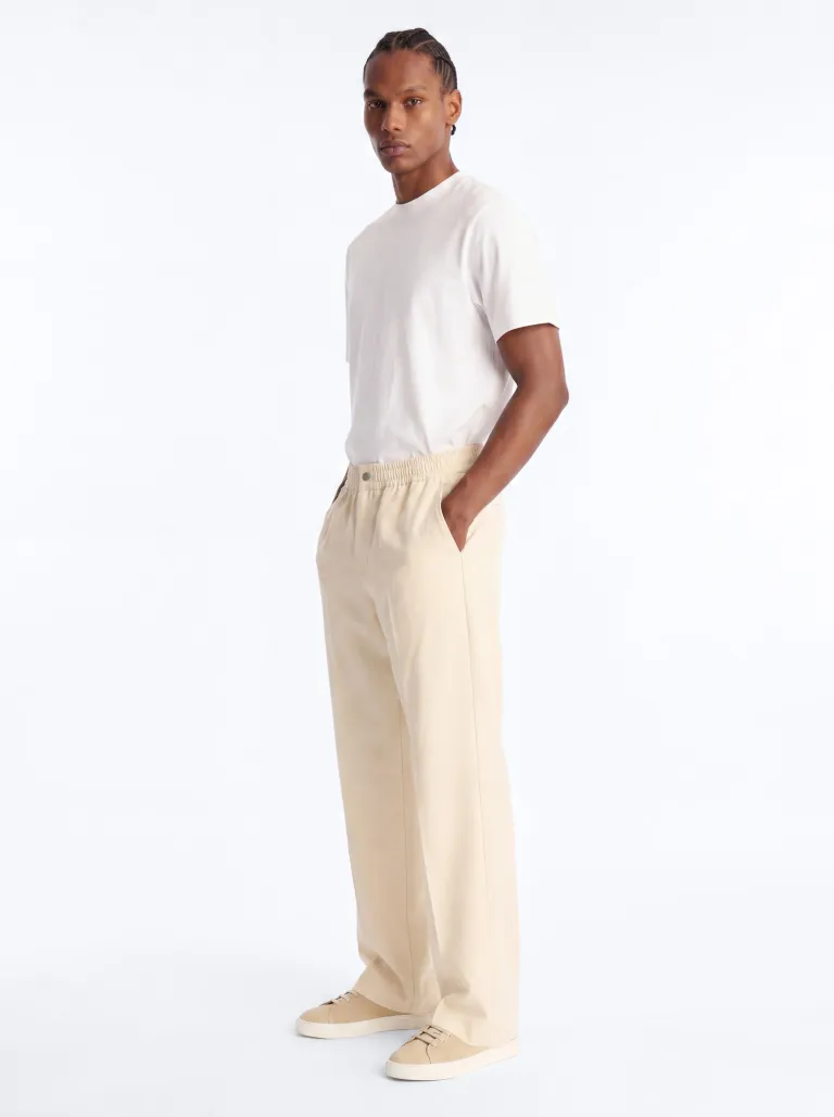 Modern Essential Relaxed Trouser