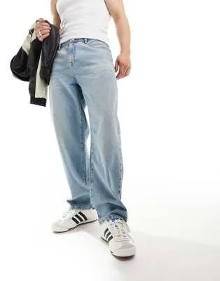 Asos ASOS DESIGN – Weite Jeans in verwaschenem Hellblau
