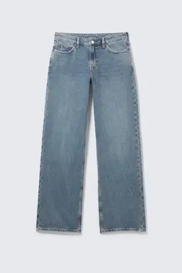 Ample Low Rise Loose Wide Jeans